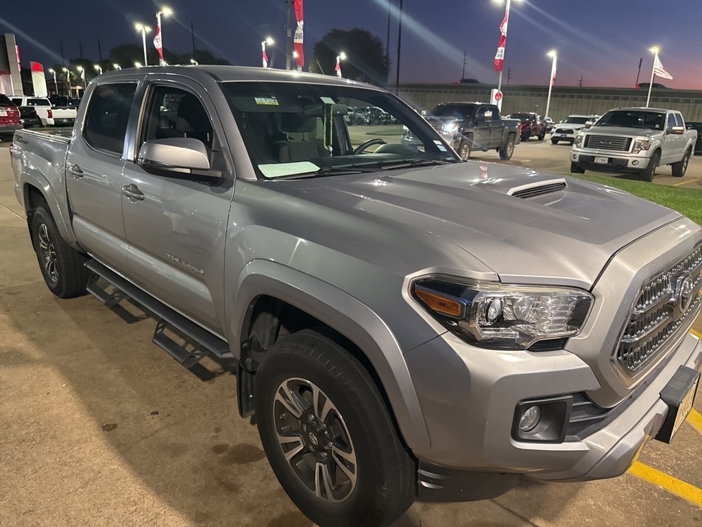 Used 2017 Toyota Tacoma TRD Sport Truck