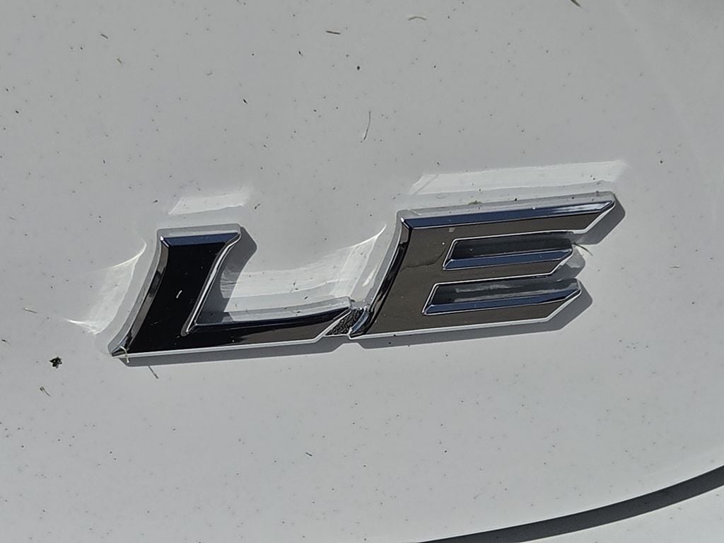 Used 2026 Ice Toyota LE image 11