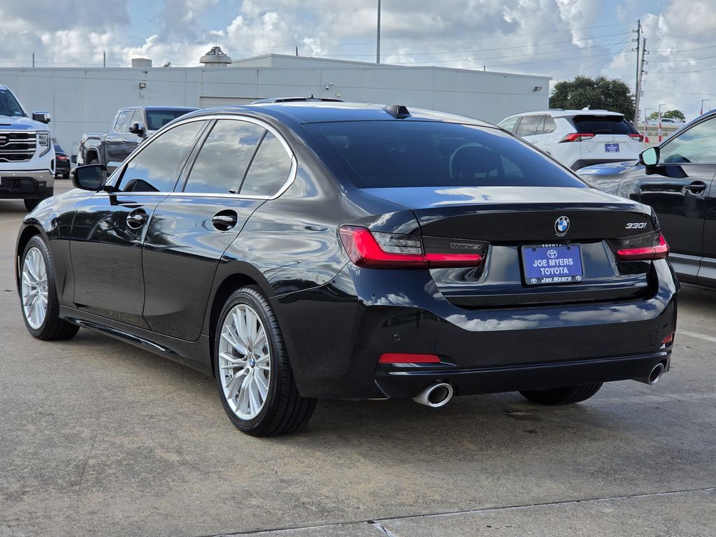 Used 2024 Black Sapphire Metallic BMW 330i image 7