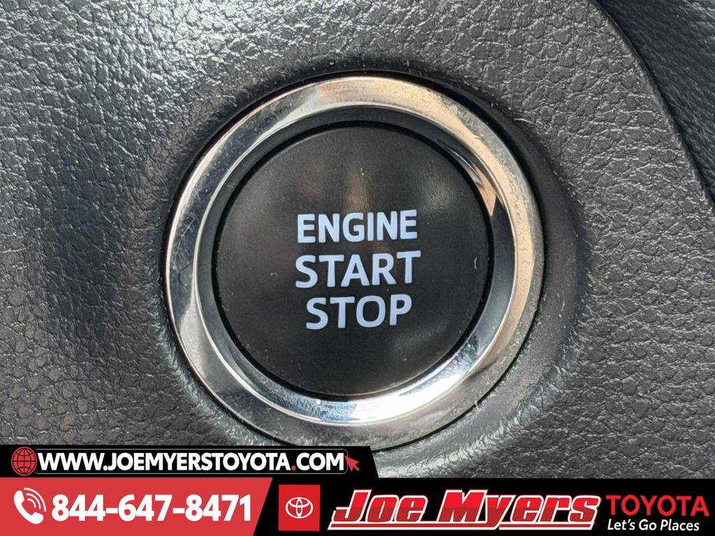 Used 2022 Midnight Black Metallic Toyota XLE image 22