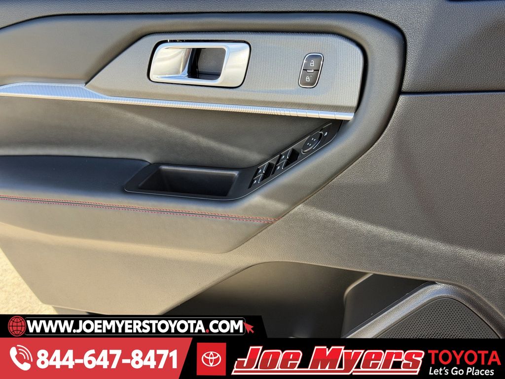 Used 2025 Gray Metallic Ford ST-Line image 26