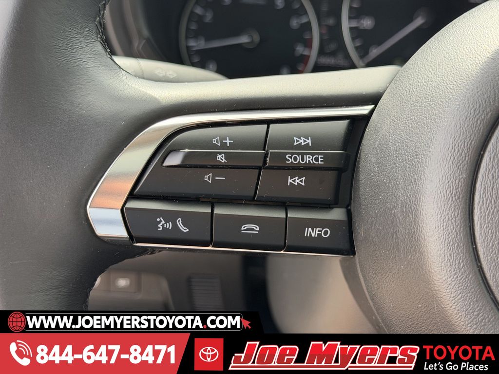 Used 2025 Snowflake White Pearl Mica Mazda 2.5 S Preferred Package image 25