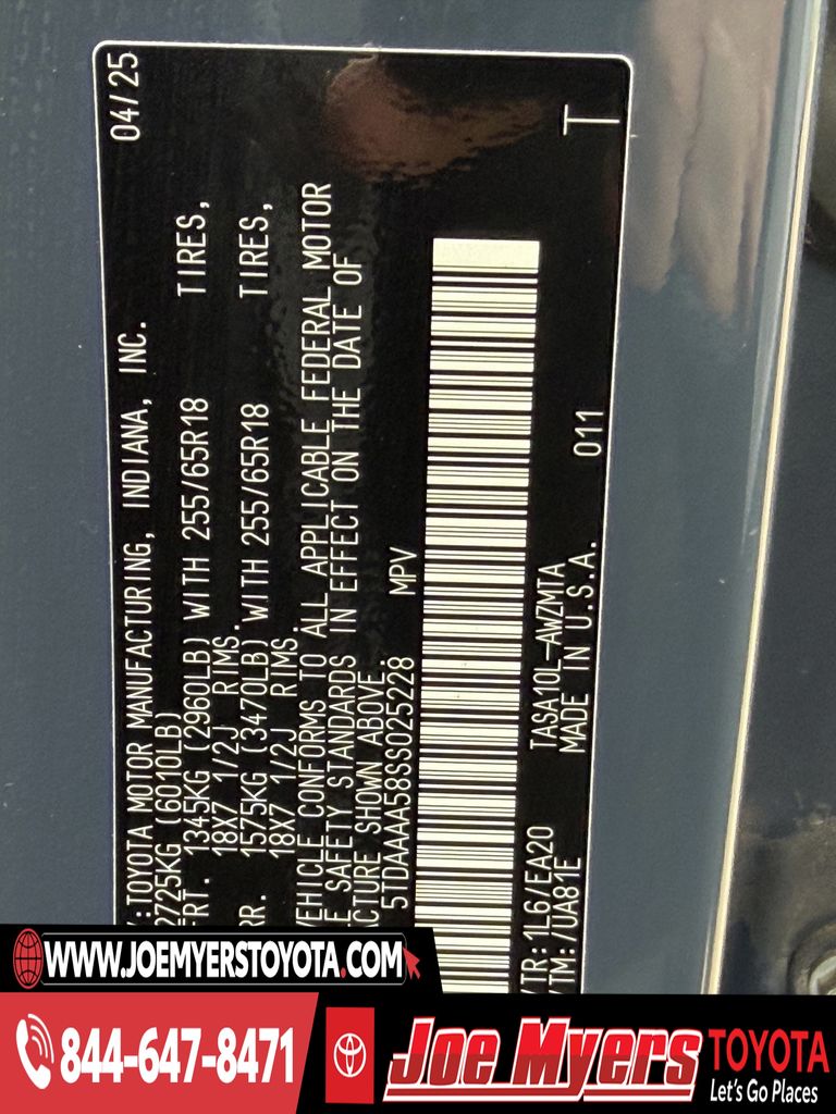 Used 2025 Storm Cloud Toyota XLE image 32