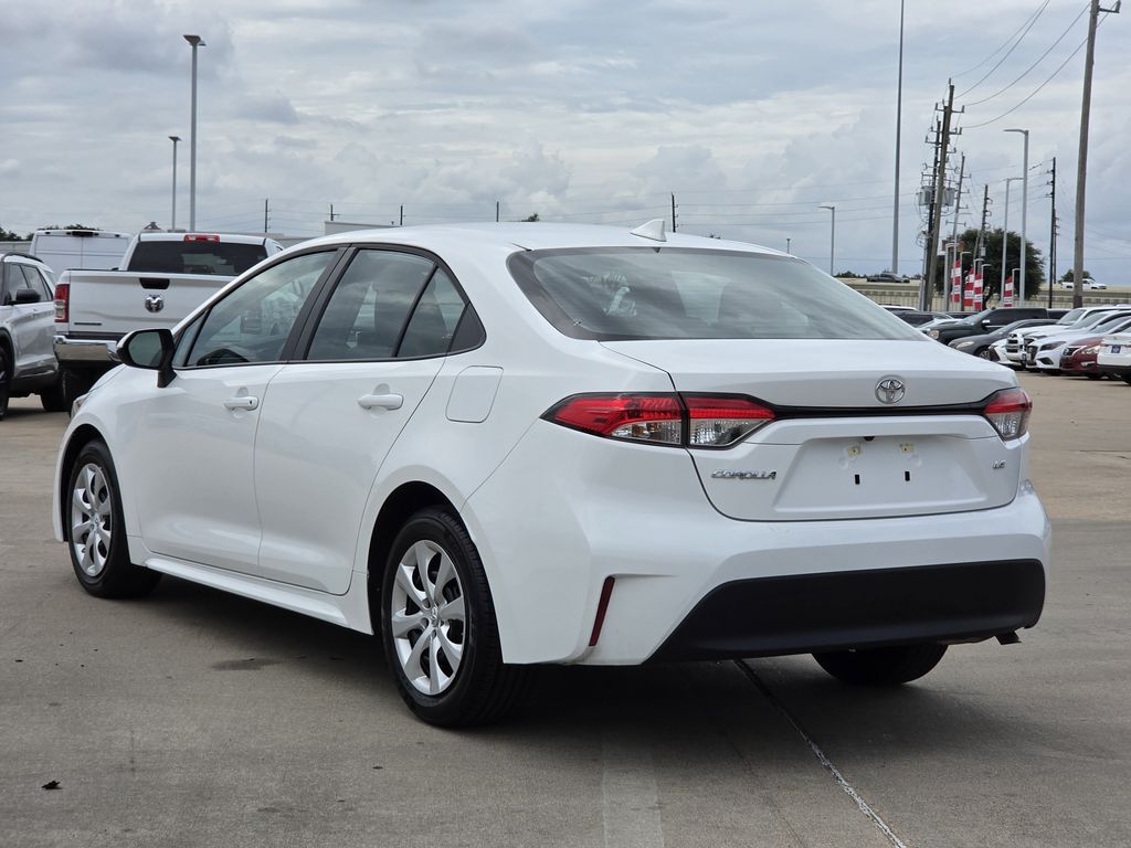 Used 2026 Ice Toyota LE image 7
