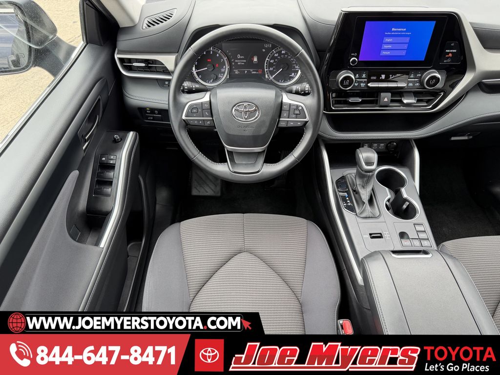 Used 2025 Blueprint Toyota LE image 14