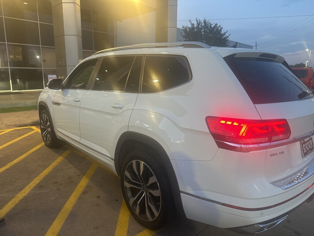 2021 Volkswagen Atlas V6 SEL R-Line photo 2