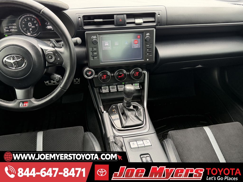 Used 2022 Pavement Toyota Premium image 17