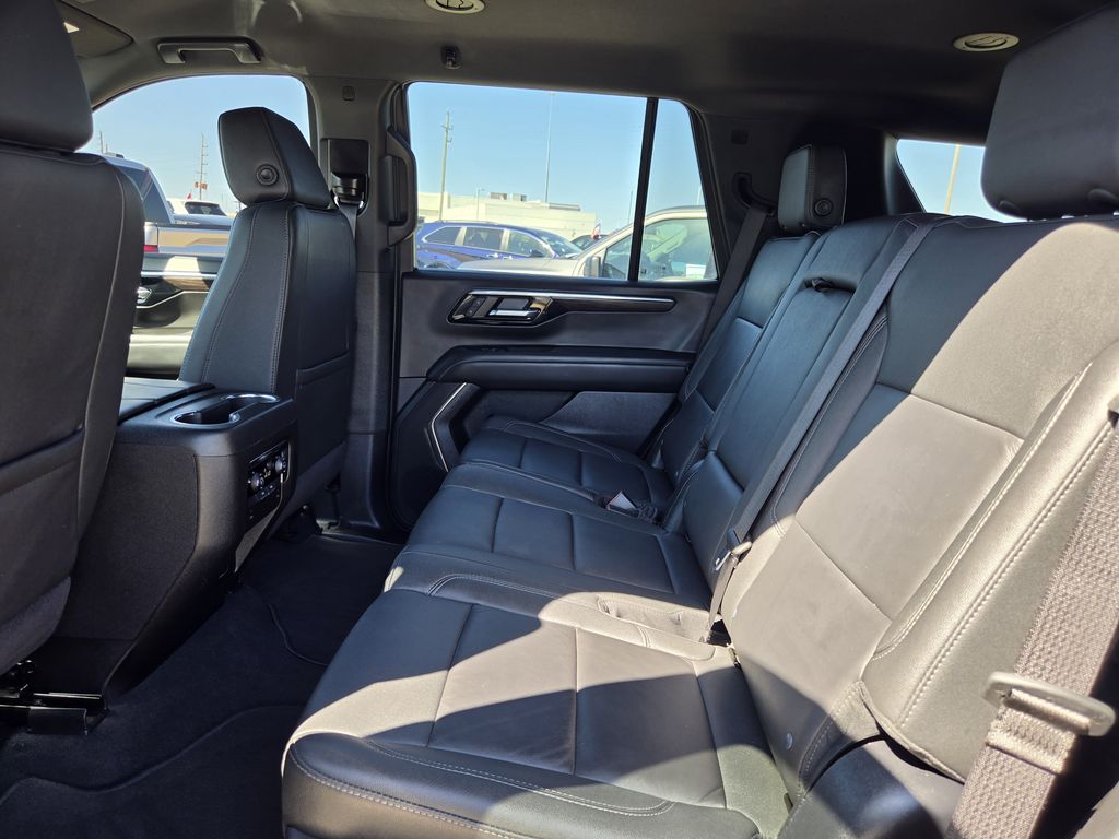 Used 2025 Black Chevrolet LT image 28