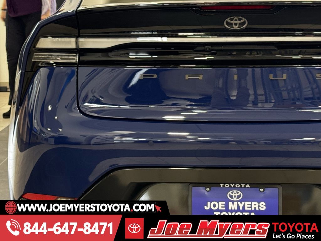 New 2026 Reservoir Blue Toyota XSE image 22