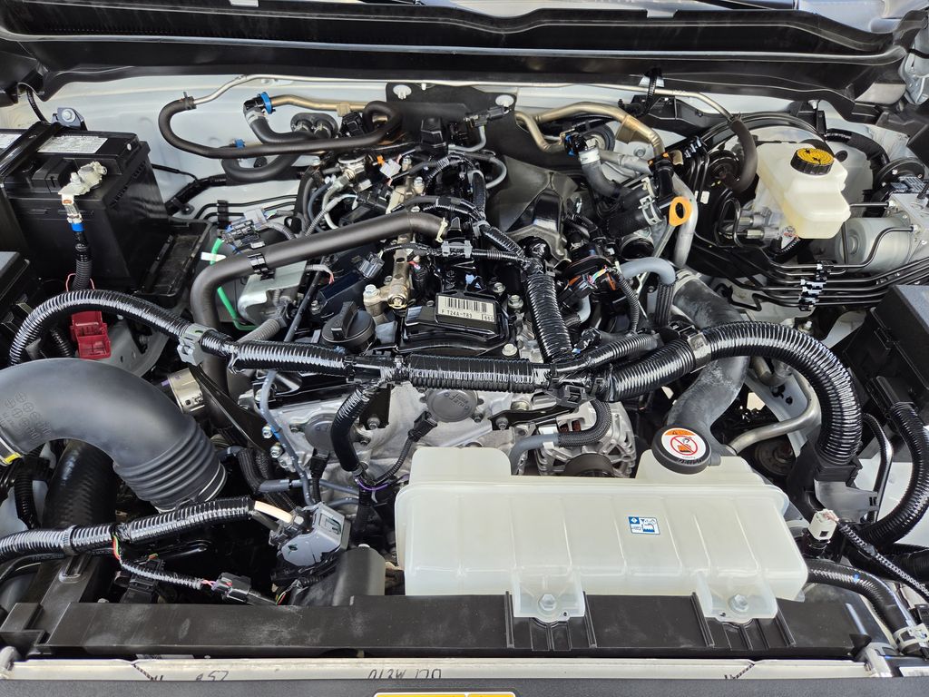 Used 2025 Ice Toyota SR5 image 29