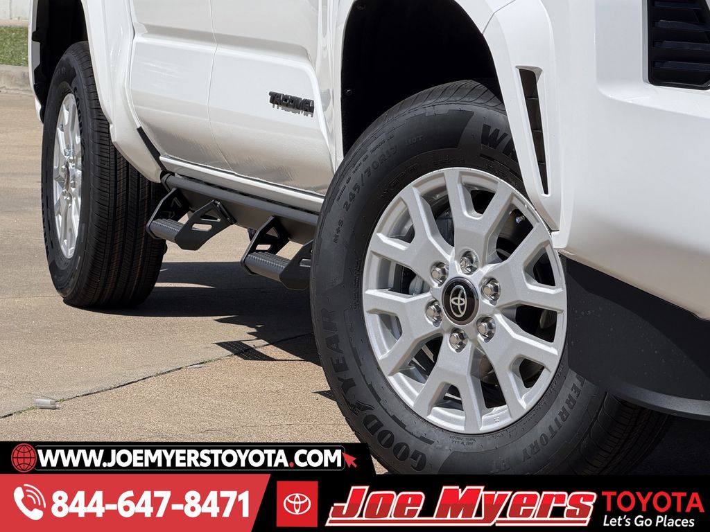 New 2026 Ice Cap Toyota SR5 image 11