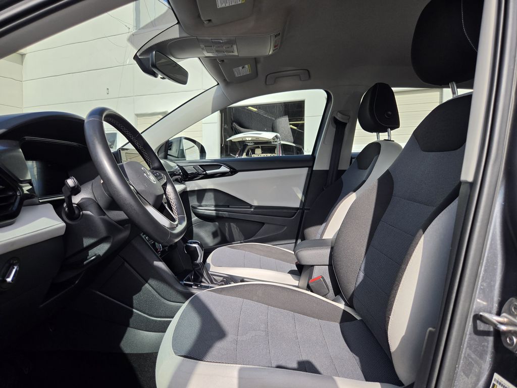 Used 2025 Black Volkswagen 1.5T S image 26