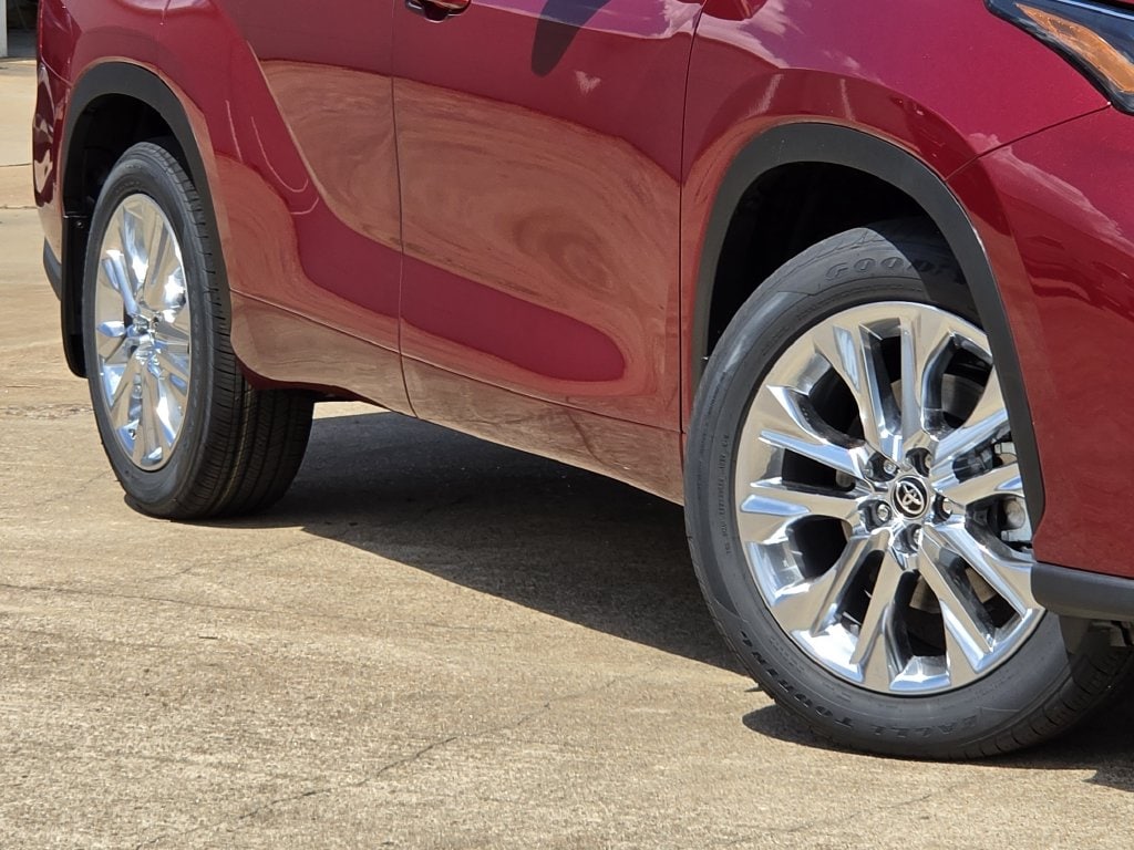New 2026 Ruby Flare Pearl Toyota Limited image 11