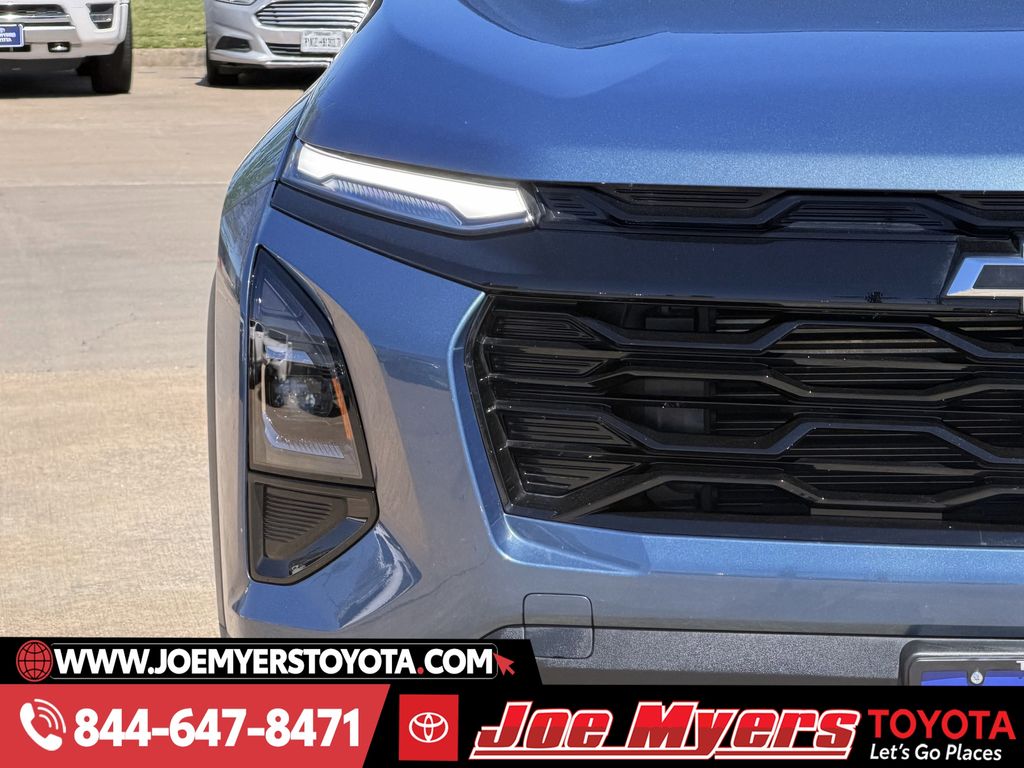 Used 2025 Lakeshore Blue Metallic Chevrolet RS image 5
