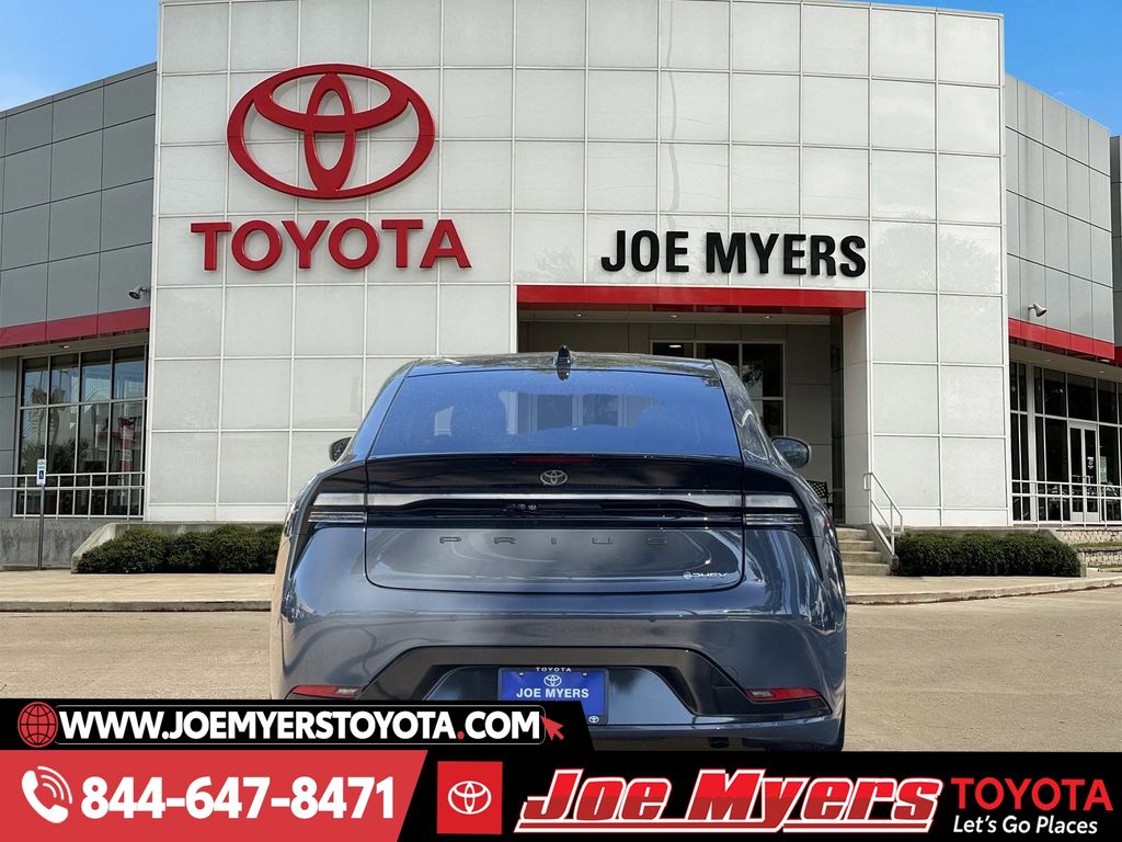 New 2026 Guardian Gray Toyota XSE Premium image 6