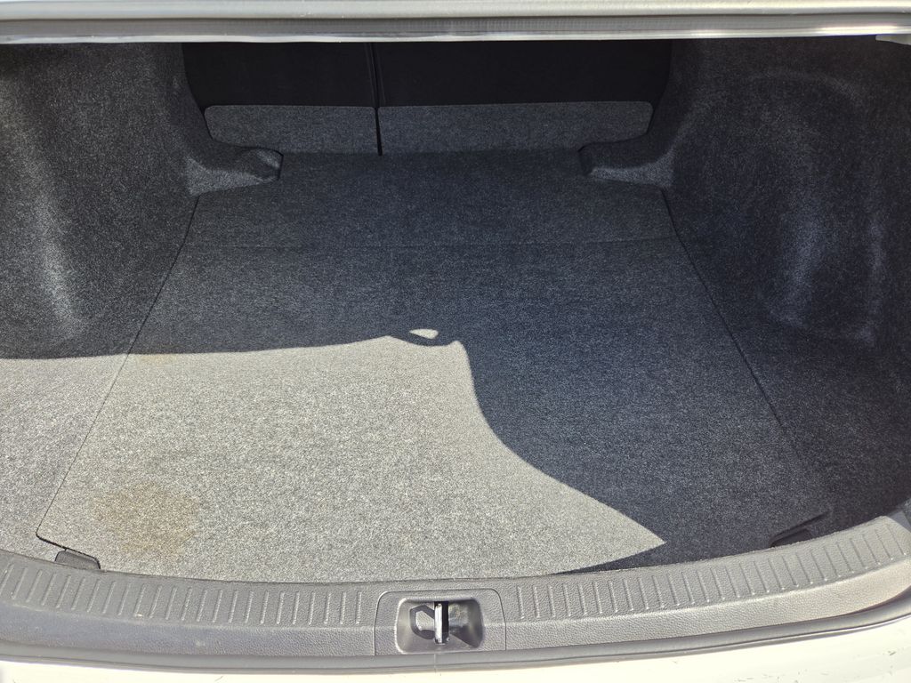 Used 2026 Ice Toyota LE image 27
