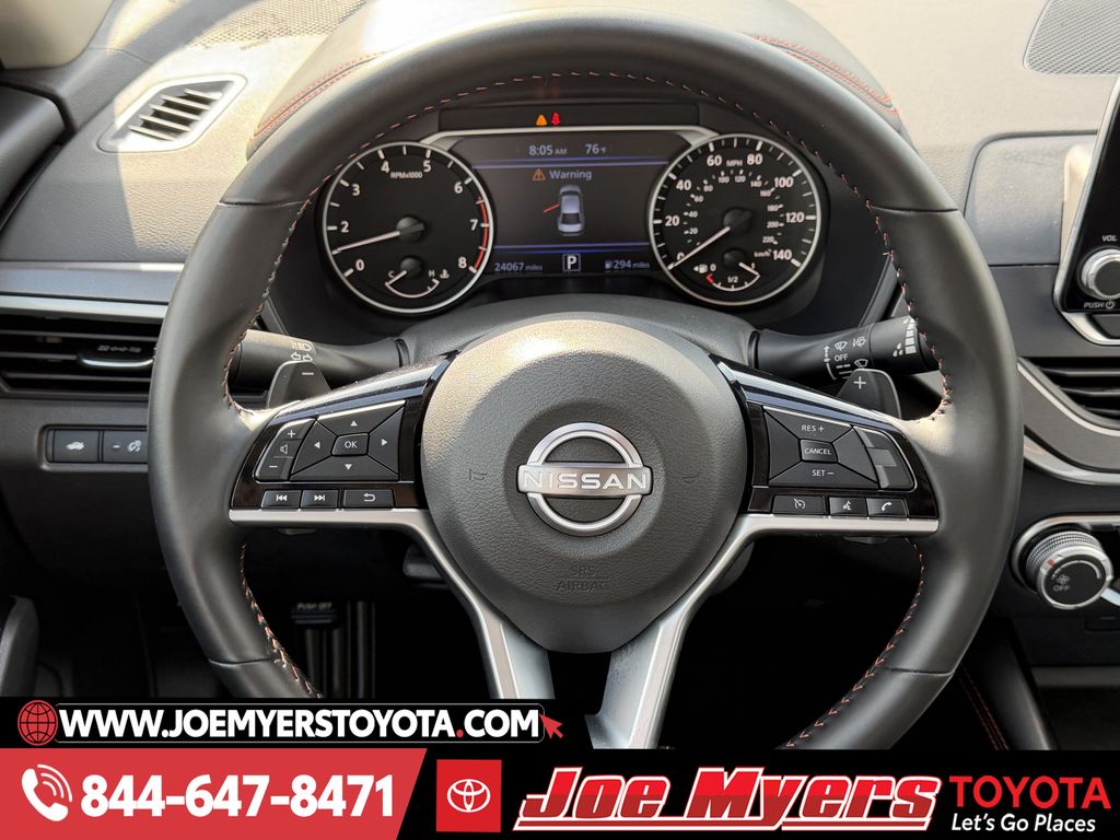 Used 2025 Super Black Clearcoat Nissan 2.5 SR image 15