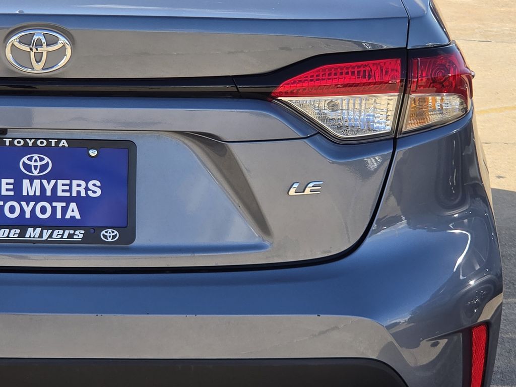 Used 2026 Celestite Toyota LE image 9