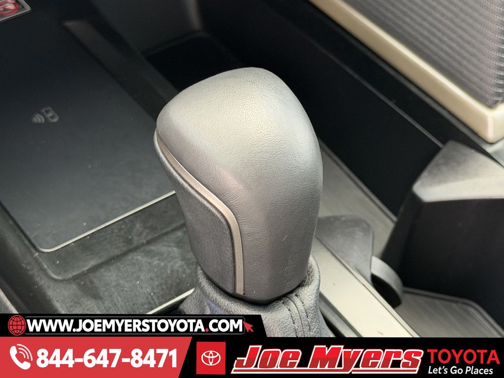 Used 2025 Ice Cap Toyota SE image 21