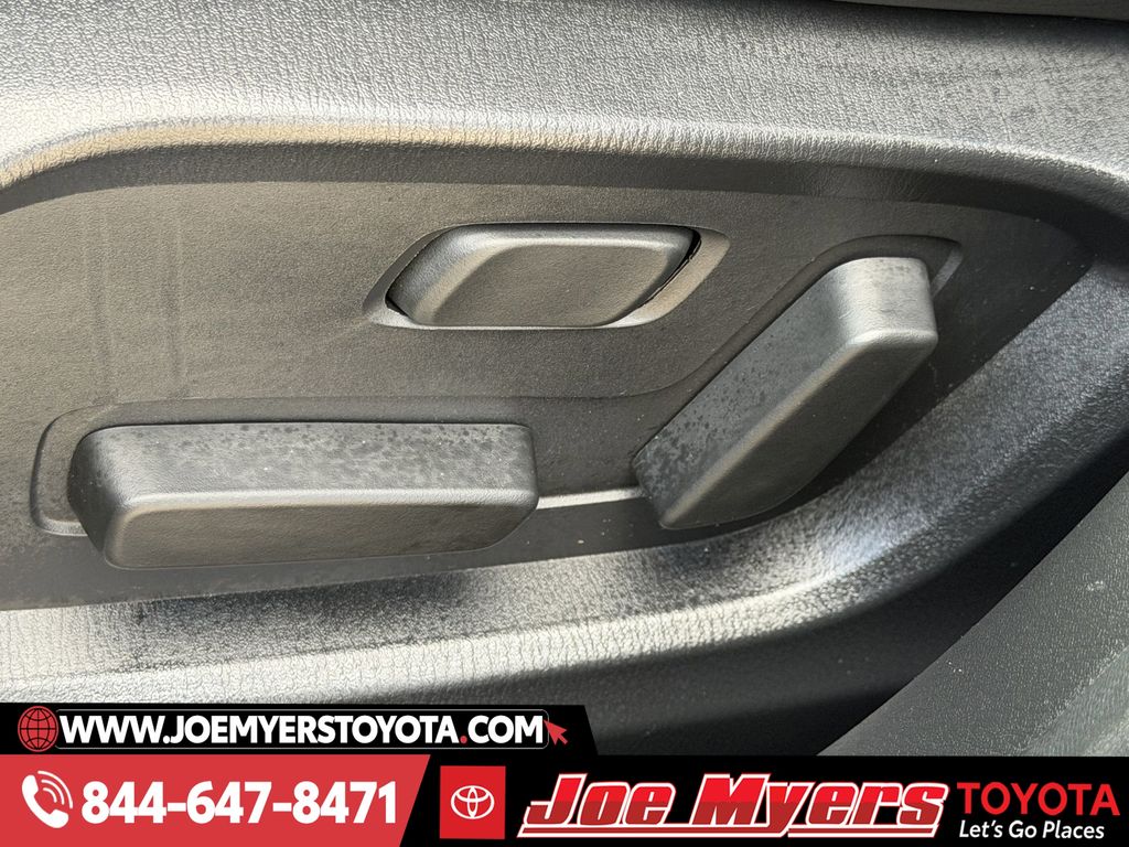 Used 2025 Jet Black Mica Mazda 2.5 S Preferred Package image 28