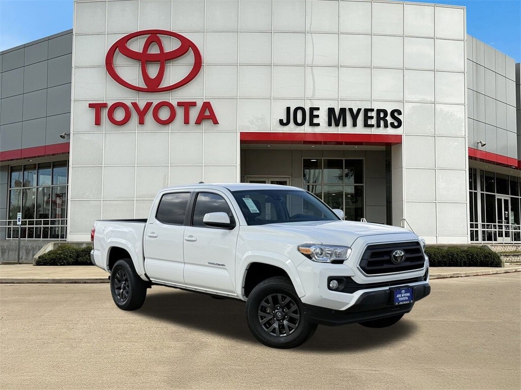 2023 Toyota Tacoma SR5 photo 2