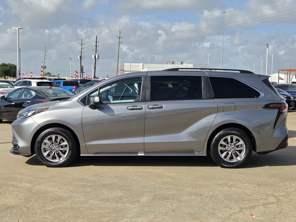 Used 2026 Heavy Metal Toyota XLE image 6