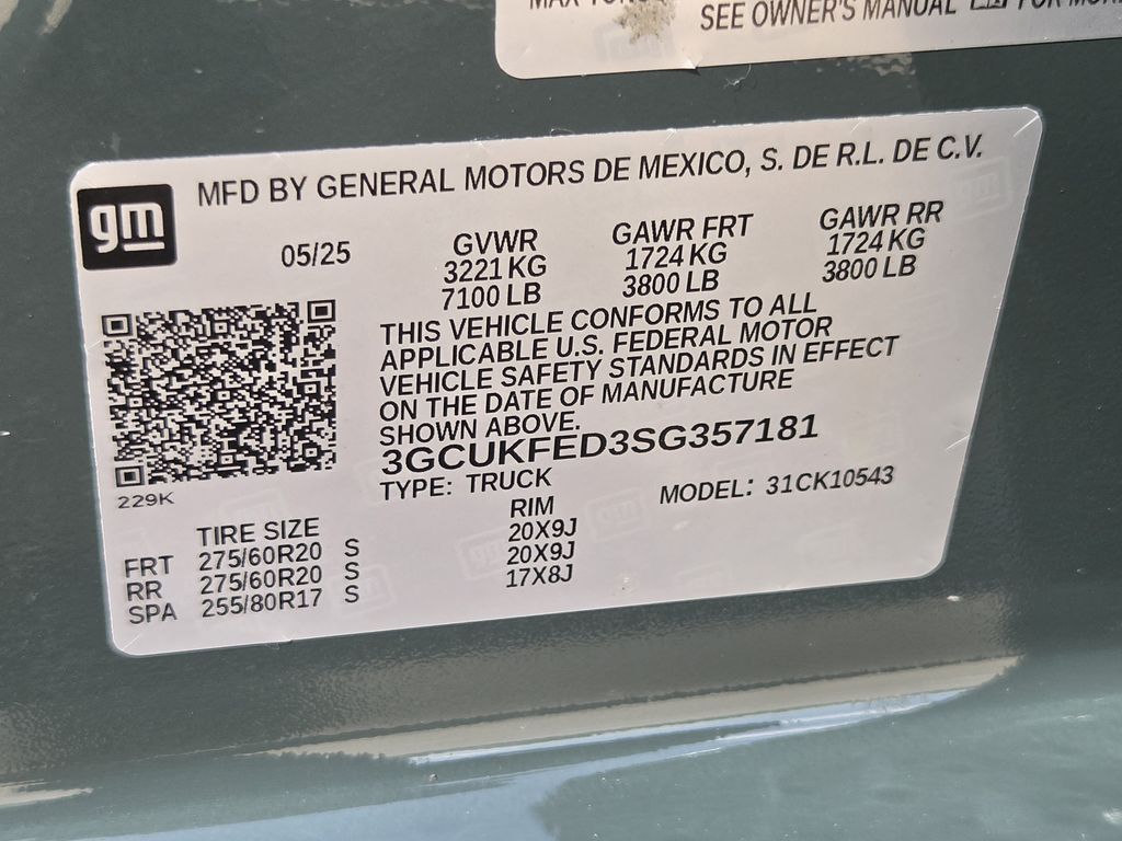 Used 2025 Cypress Gray Chevrolet LT Trail Boss image 31