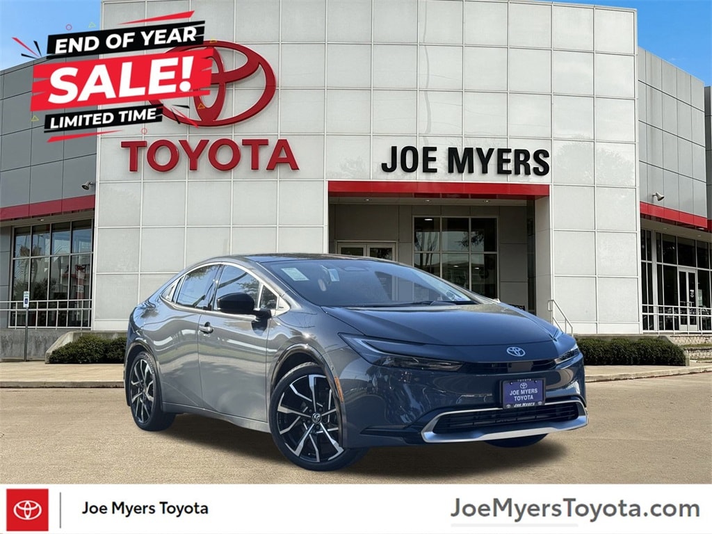 2026 Toyota Prius XSE Premium's photo