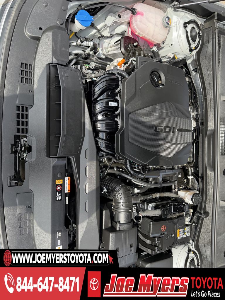 Used 2025 Aero Silver Hyundai SEL image 31