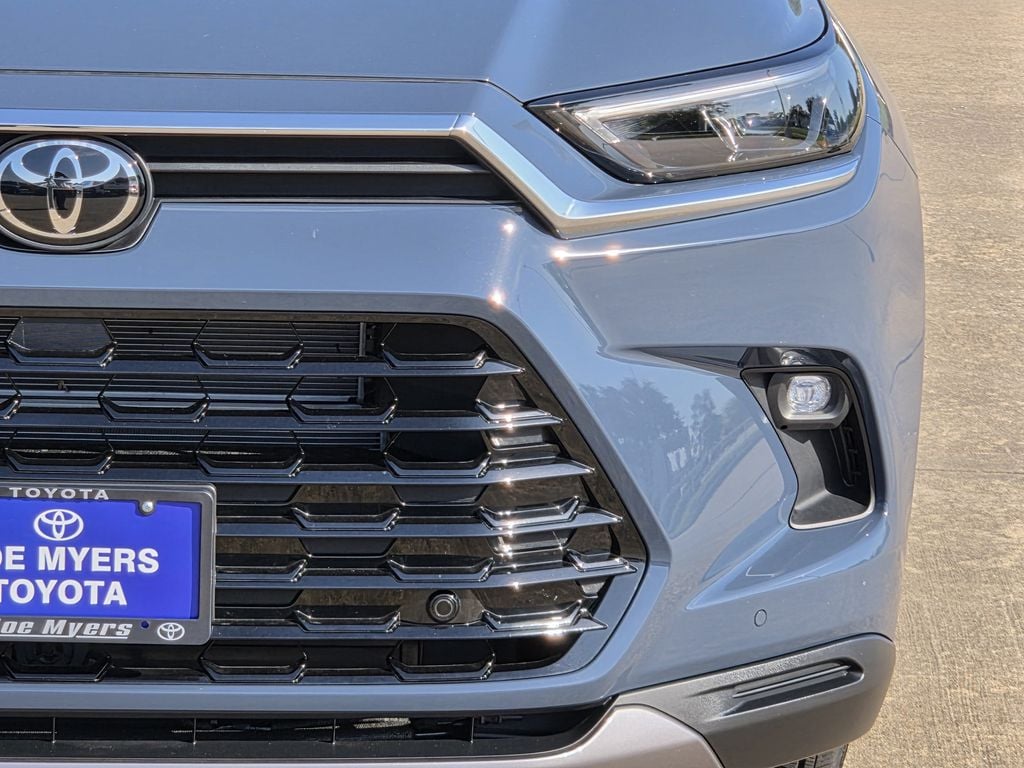 Certified Used 2026 Cloud Toyota Limited image 4