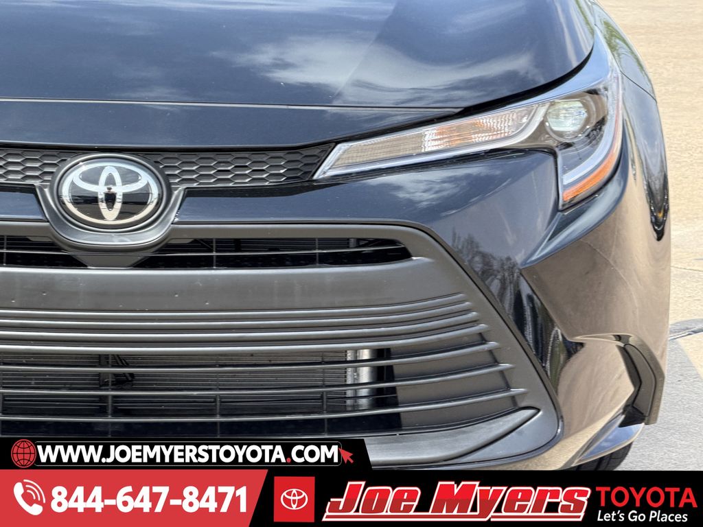 Certified Used 2026 Midnight Black Metallic Toyota LE image 4