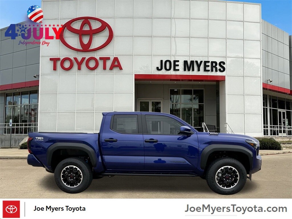 2025 Toyota Tacoma TRD photo 2