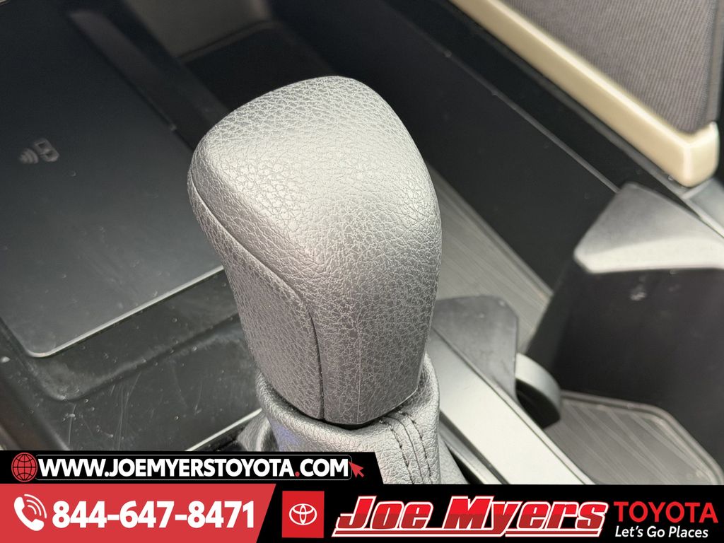 Used 2025 Underground Toyota LE image 21