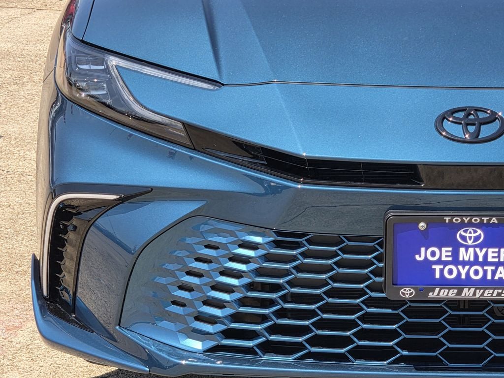 New 2026 Ocean Gem Toyota XSE image 5
