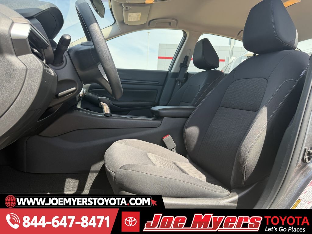 Used 2025 Gun Metallic Nissan 2.5 SV image 26