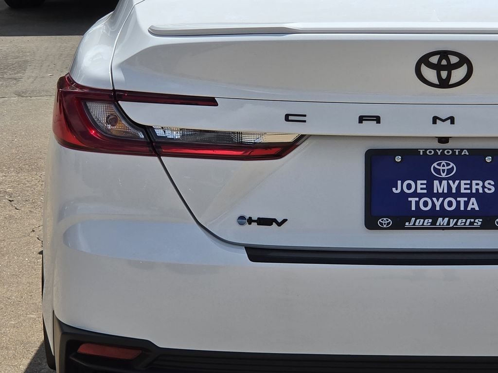 New 2026 Ice Cap Toyota SE image 10