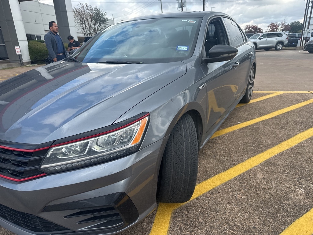 2018 Volkswagen Passat GT