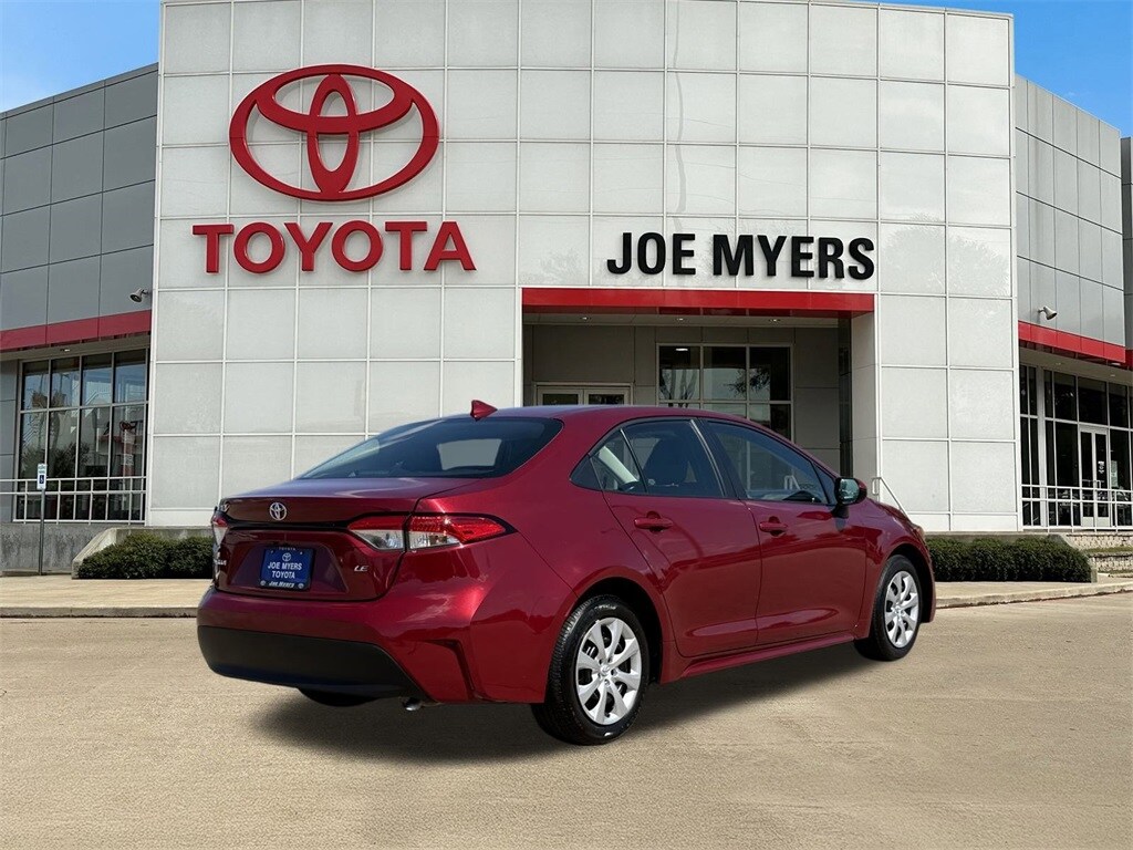 2024 Toyota Corolla LE photo 4