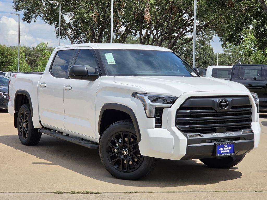 New 2026 Ice Cap Toyota SR5 image 2