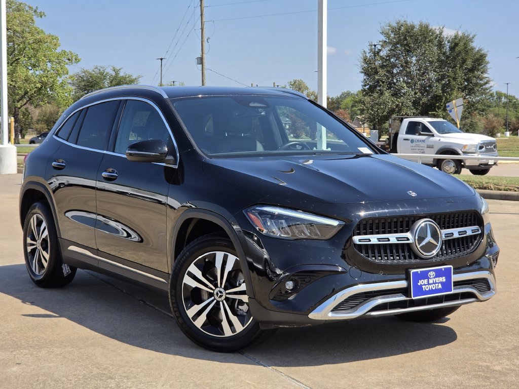 Used 2025 Black Mercedes-Benz GLA 250 image 2