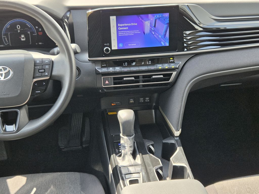 Used 2025 Ice Toyota LE image 17