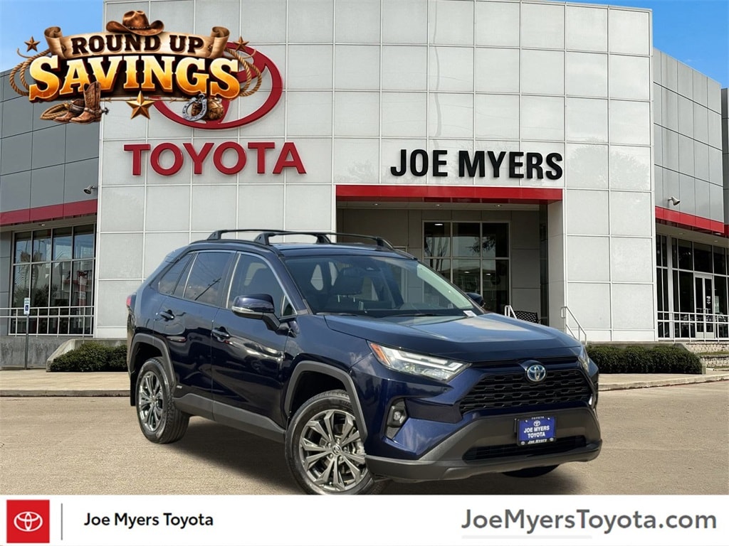 2024 Toyota RAV4 XLE Premium