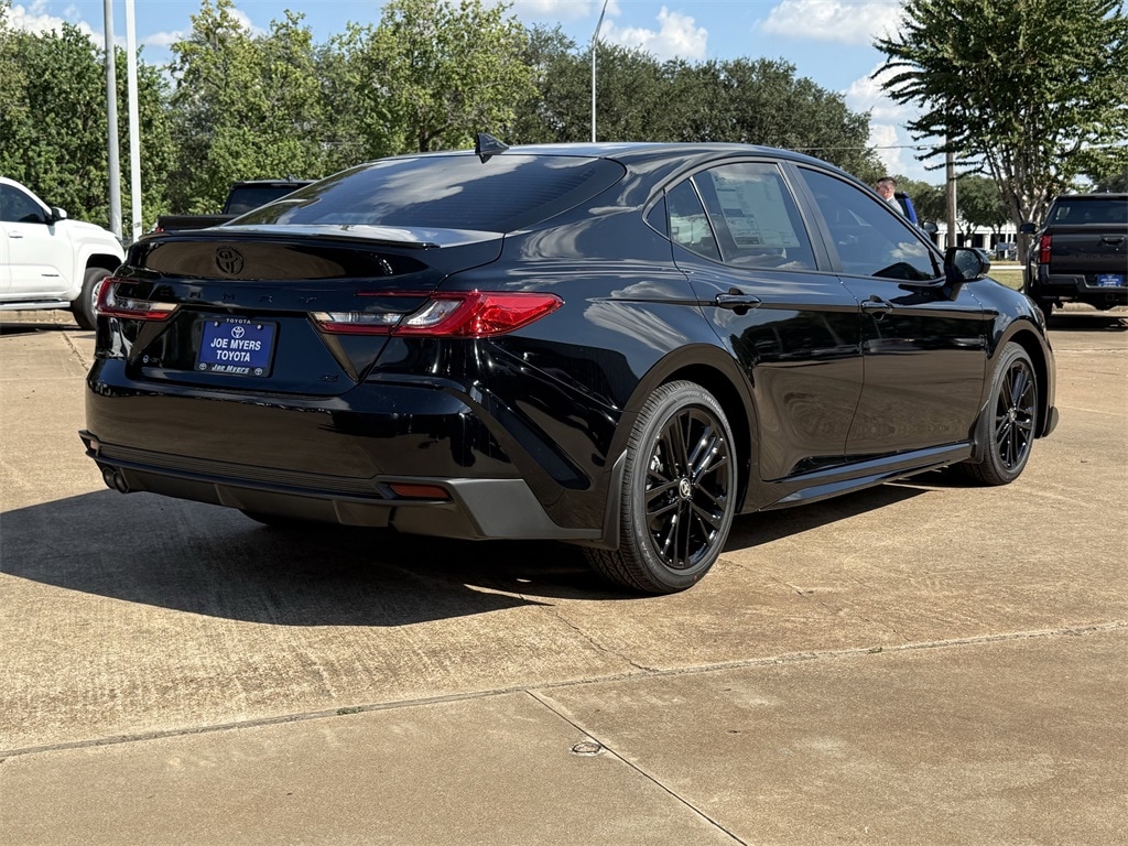 New 2026 Toyota Camry SE Sedan