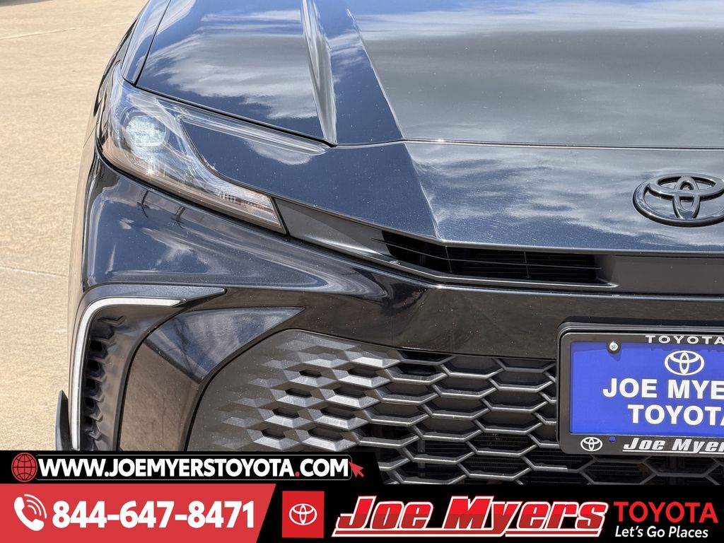 Used 2025 Midnight Black Metallic Toyota SE image 5