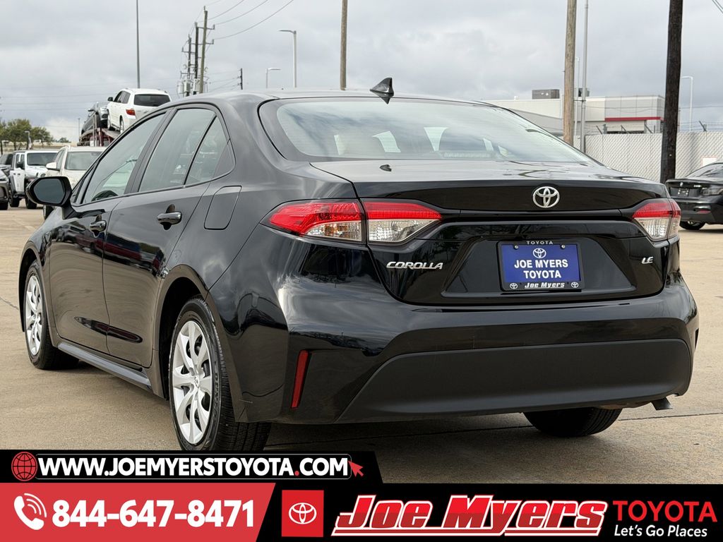 Used 2025 Midnight Black Metallic Toyota LE image 7