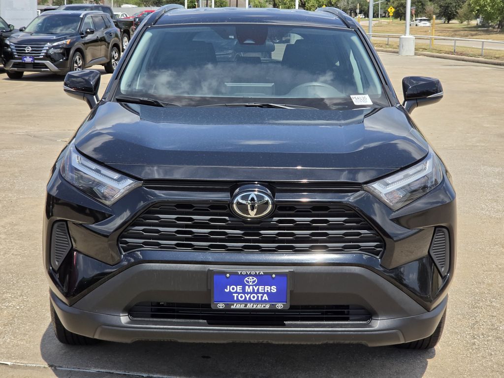 Used 2025 Midnight Black Metallic Toyota XLE image 3