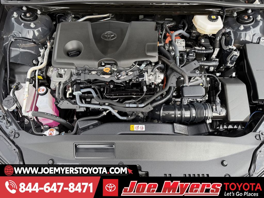 Used 2025 Underground Toyota LE image 30