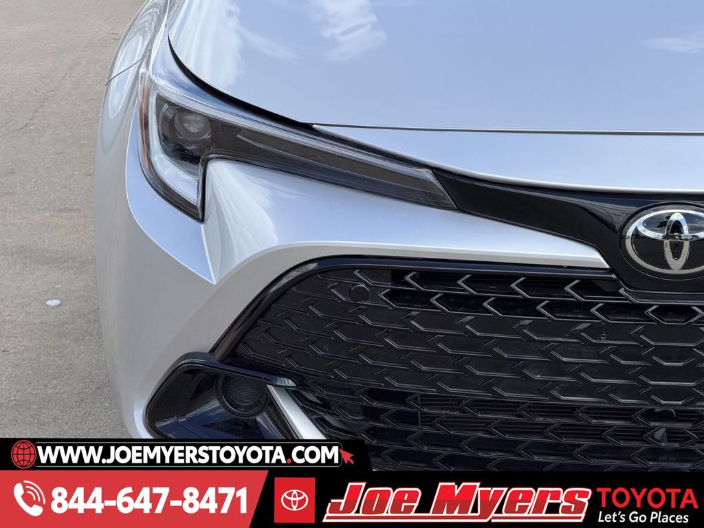Used 2025 Classic Silver Metallic Midnight Black Metallic Toyota SE image 5