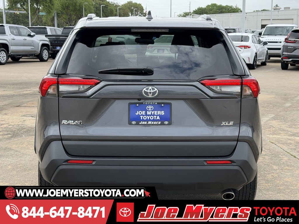 Used 2025 Magnetic Gray Metallic Toyota XLE image 8