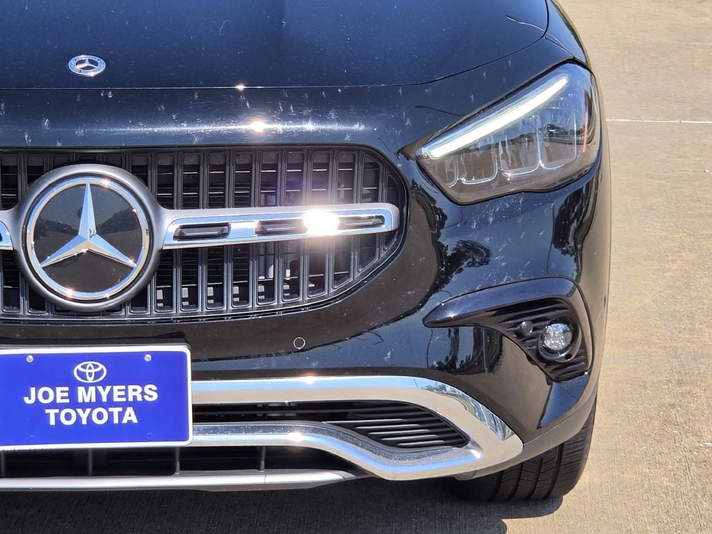 Used 2025 Black Mercedes-Benz GLA 250 image 4